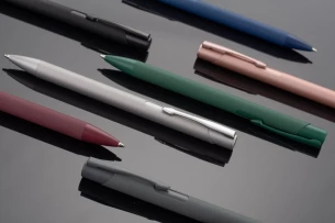 SOT rašiklis - bordo spalvos