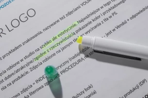 Rašiklis su žymekliu „FLUO“ – geltonas