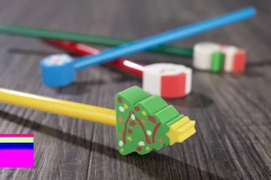 PIEŠTUKAS su trintuku „CHRISTMAS“ – Kalėdų eglutė